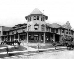 Hollywood Hotel 1903